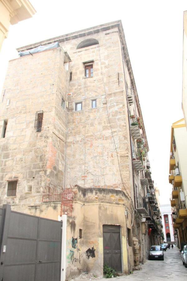 Appartamento Valverde Palermo Bagian luar foto
